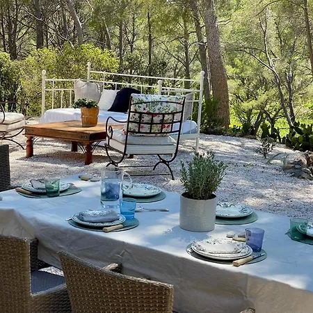 Villa Mas Du Grand Pin - Sur Grande Pinede, Site Naturel Exceptionnel, Calanque Du Port D'alon A 2pas *